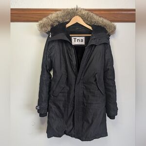 Aritzia Tna Summit Parka Womens XS Winter Jacket Goose Down Waterproof Black